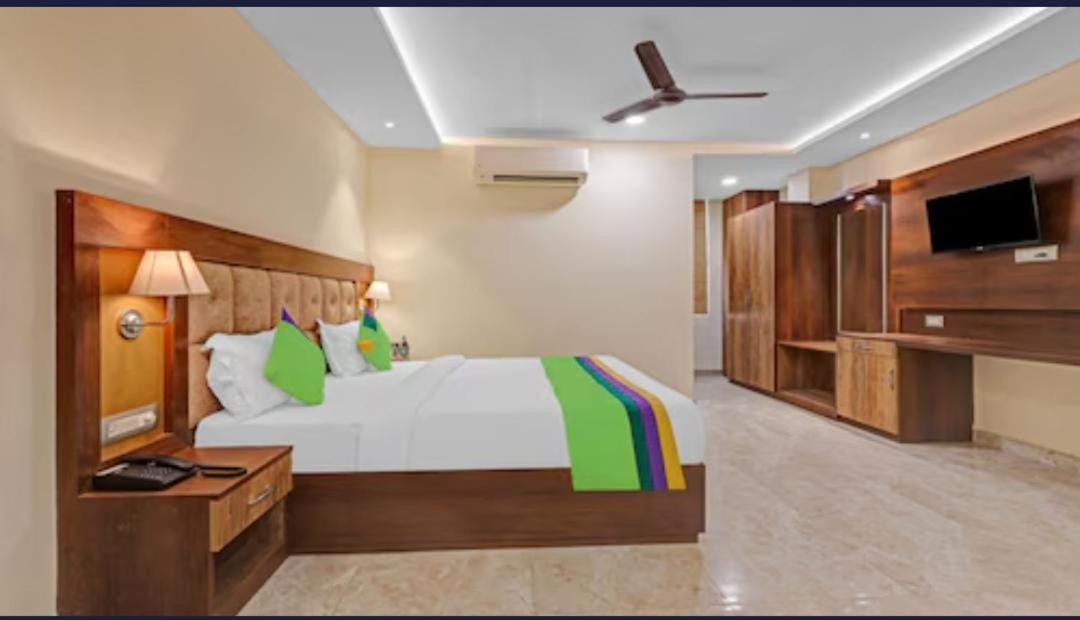 Hotel Heaven Grand Lucknow